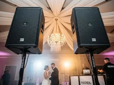 Renta de micrófonos inalámbricos Shure para bodas - brindis y discursos CDMX