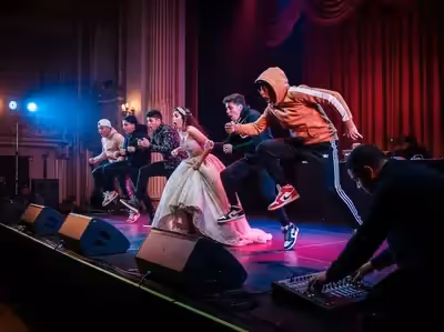 Renta de bocinas para baile sorpresa XV anos - escenario con monitores CDMX