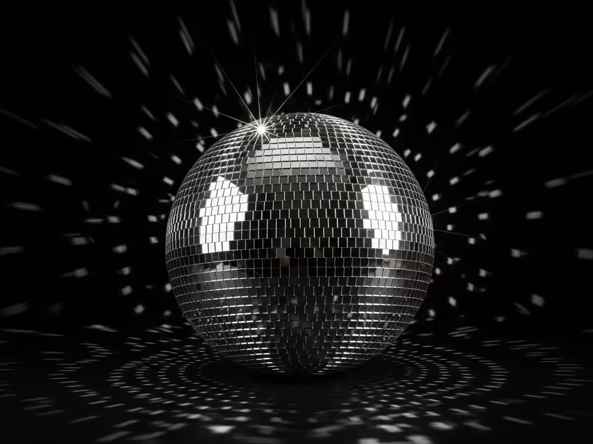 Bola disco para fiesta vintage con iluminacion ambar