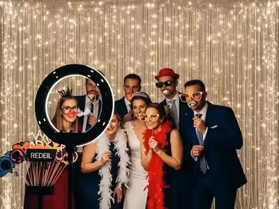 Motion Drape LED con efectos animados tri-color