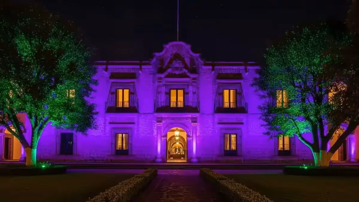 Iluminación Comercial para Negocios en CDMX: Guía Completa