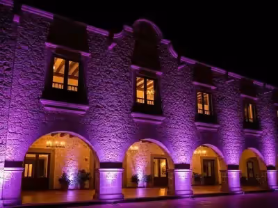Iluminación arquitectonica para eventos en Pedregal